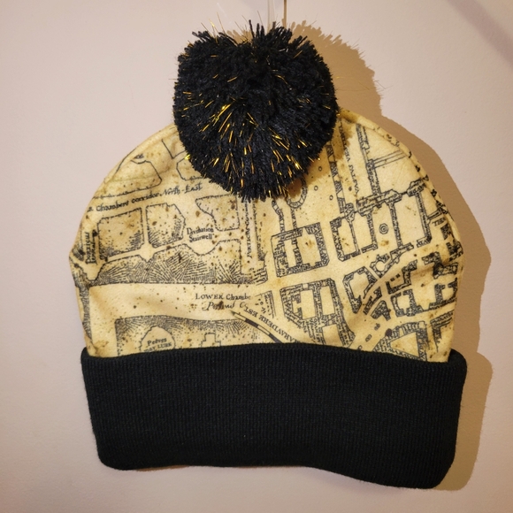Harry Potter Marauders Map Fur Pom Benie - Picture 3 of 3